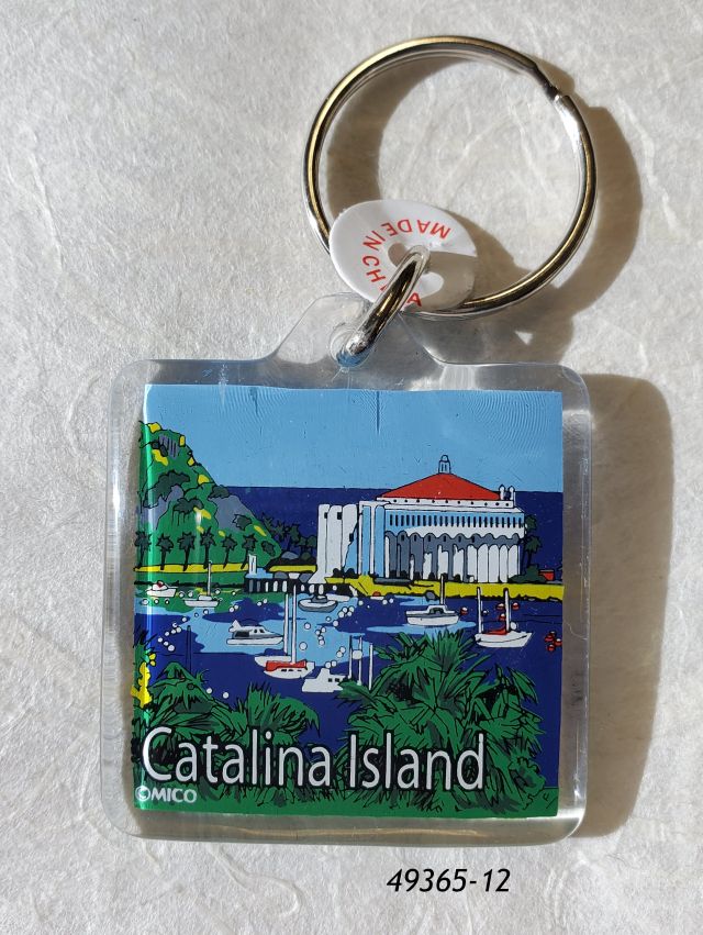 49365-12 Catalina souvenir keyring.  Plastic Square. Casino Harbor design. 