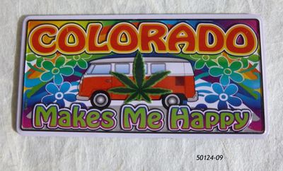 Colorado Makes me Happy Magnet Pot Leaf Red Camper Hippy Van Souvenir