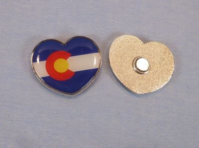 Souvenir heart shape magnet Colorado flag design.